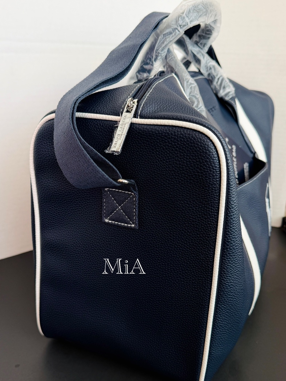 Ralph Lauren Polo Travel / Weekend /Gym Bag With Side Pocket + Strap (Dark Navy) - Picture 4 of 9